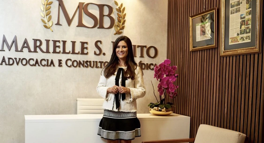 Dra. Marielle Brito no Escritório